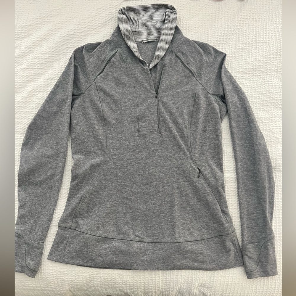 Lululemon pullover, size 10